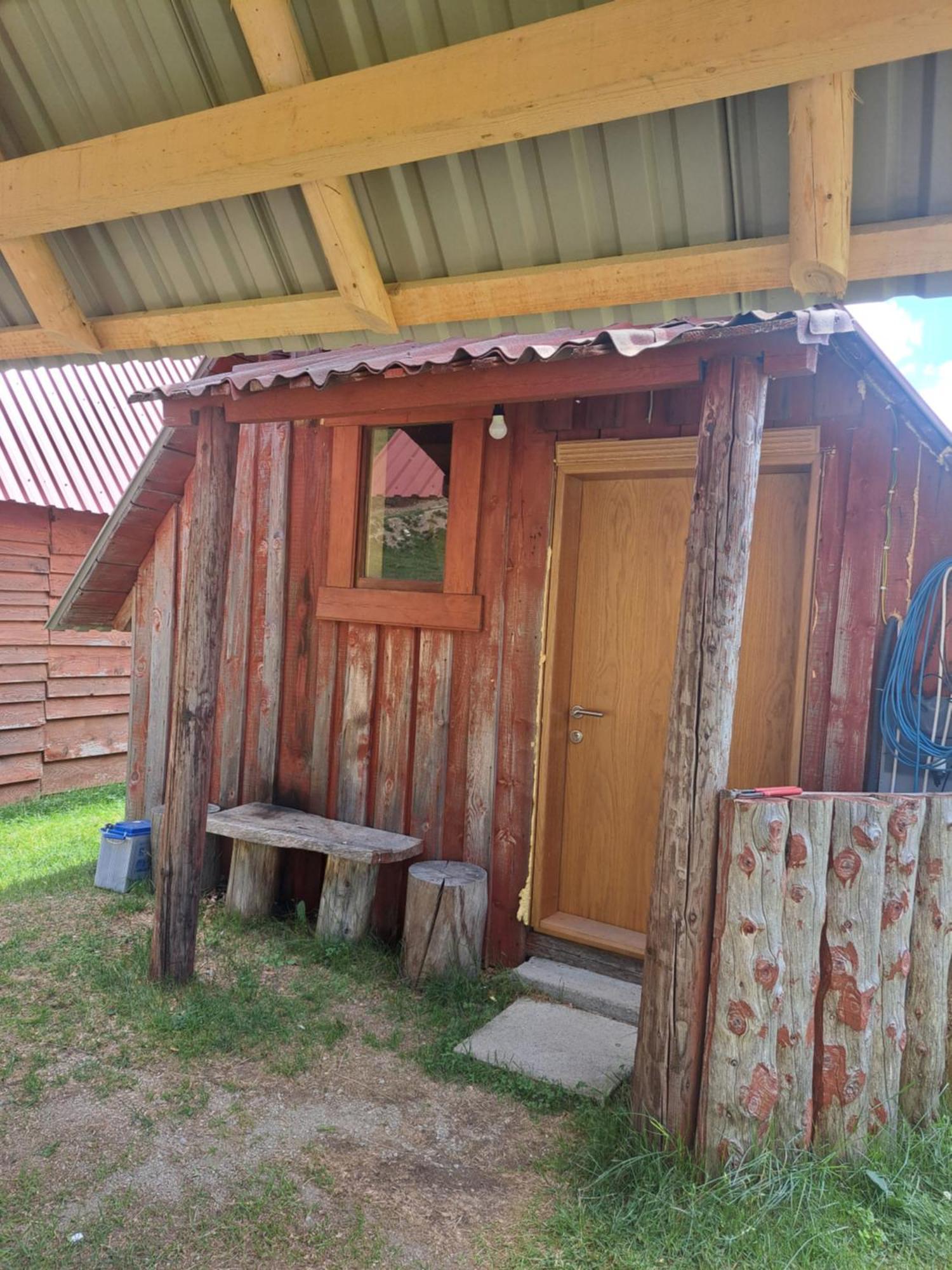 Bed and Breakfast Koliba Kod Begija Paljevine Exterior foto